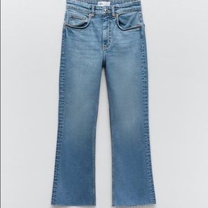 Zara Mid-Rise Crop Flare Jeans